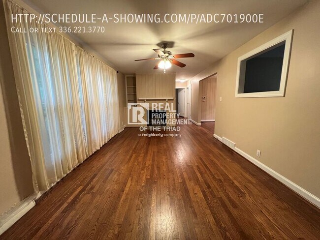 Building Photo - Friendly Center Area, Completely Updated R...