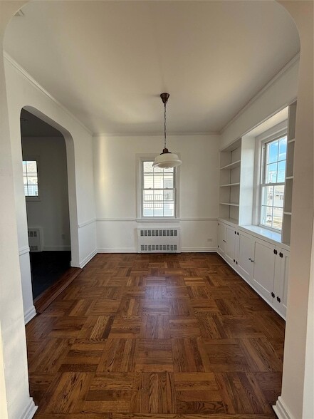 Foto del edificio - 733 E Walnut St