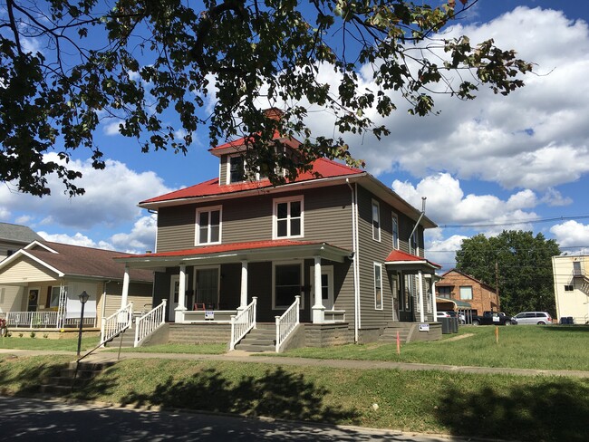 Building Photo - 1919 Central Ave