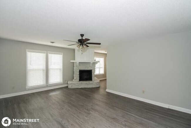 Building Photo - 3552 Kirby Terrace Dr, Memphis, TN 38115