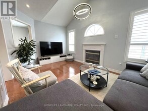 Building Photo - 11 Cape Verde Way