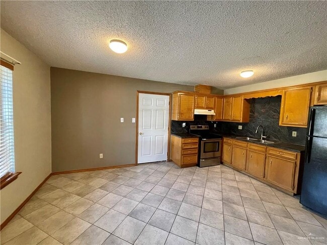 Building Photo - 12 N 41st St