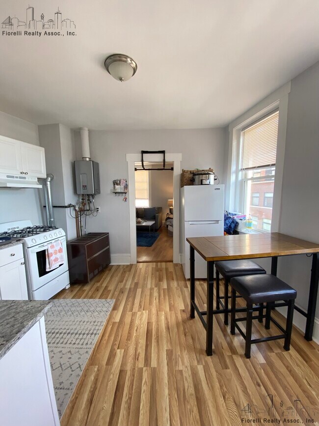 Building Photo - 332 North St