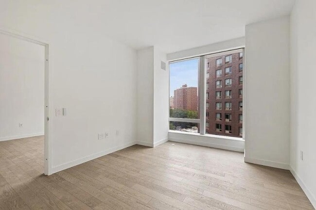 Building Photo - 1 bedroom in New York NY 10002
