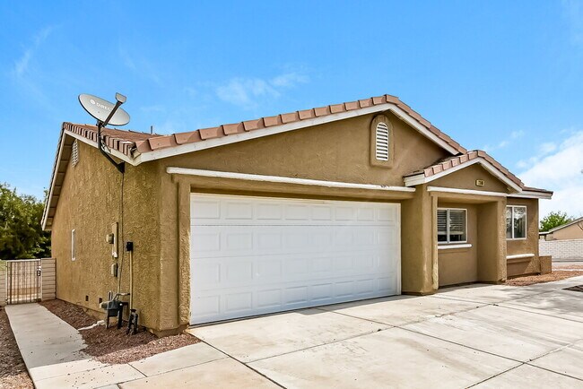 Foto del edificio - 2306 Hollow Oak Ave