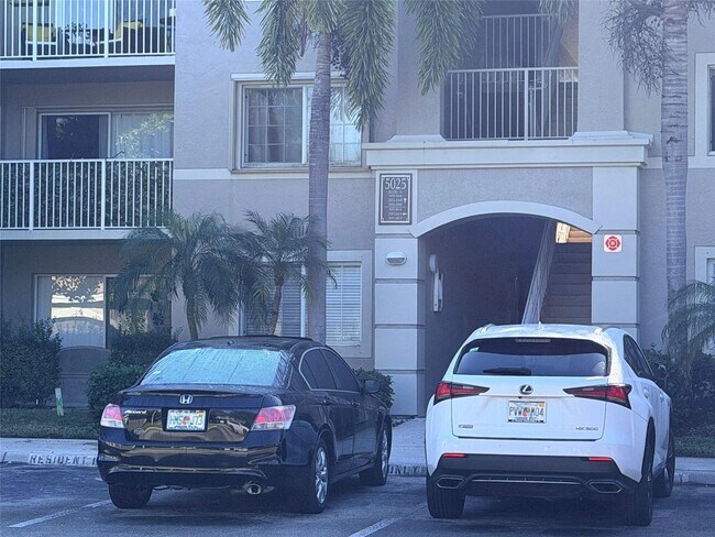 Foto del edificio - 5025 Wiles Rd