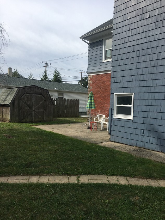 81 Coe Ave Unit 1, East Haven, CT 06512 Apartments in East Haven, CT