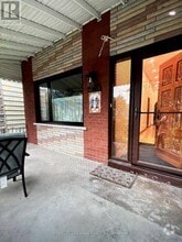 Building Photo - 34 ULSTER,1BR MAIN FL St