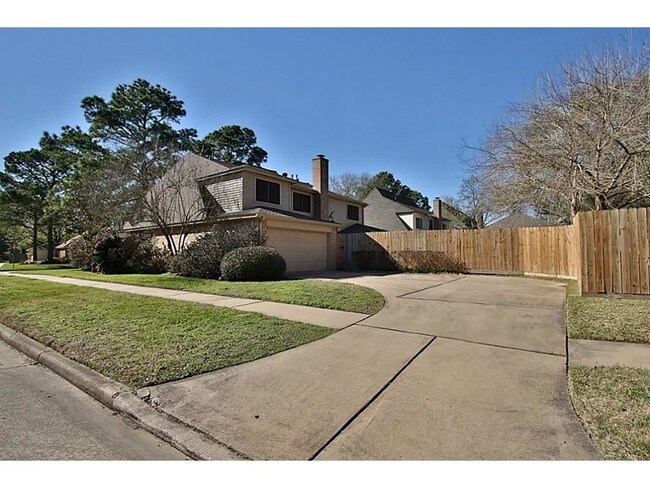 Foto del edificio - 15902 Mesa Gardens Dr