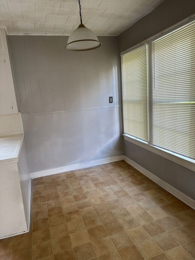 Foto del edificio - 2370 Ave C