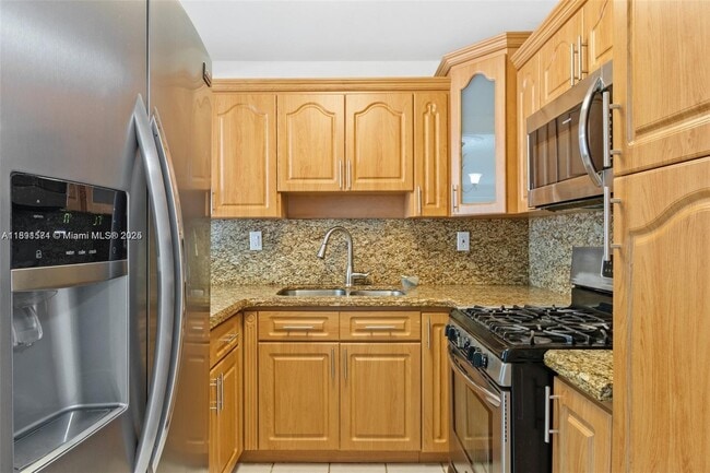 Building Photo - 1300 W 47th Pl
