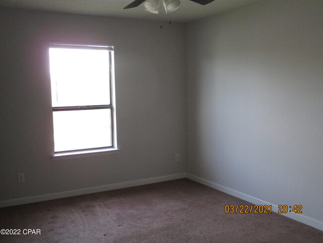 Building Photo - 1218 Stephen Dr