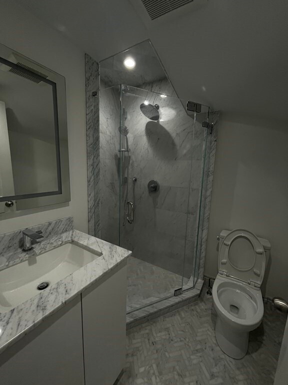 Building Photo - 152 Mt Vernon St