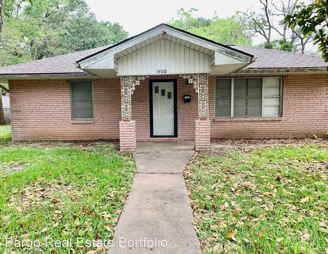 Primary Photo - 2 br, 1 bath House - 1400 Lawrence St