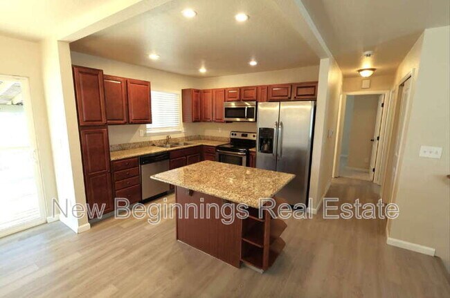 Foto del edificio - 1204 Commanchero Dr