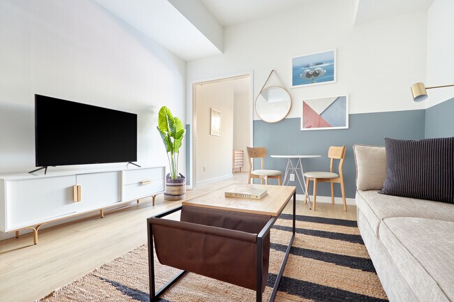 Building Photo - 845 Broadway