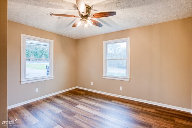 Foto del edificio - 1740 Bold Springs Rd