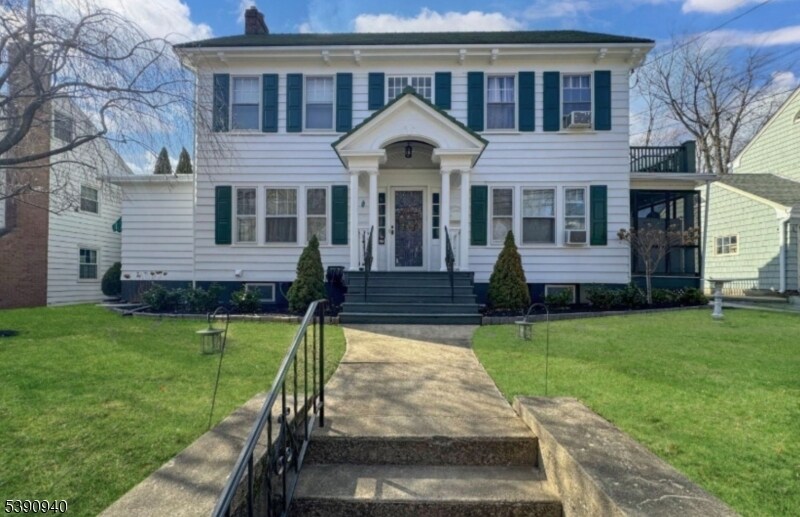 Primary Photo - 67 Pleasant Ave