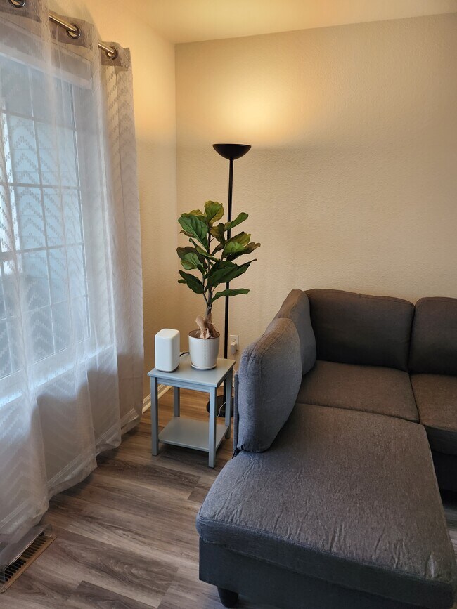 Living Room - 3660 W 25th St