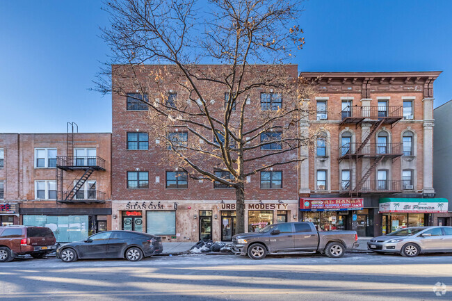 Foto del edificio - 2534 Steinway St