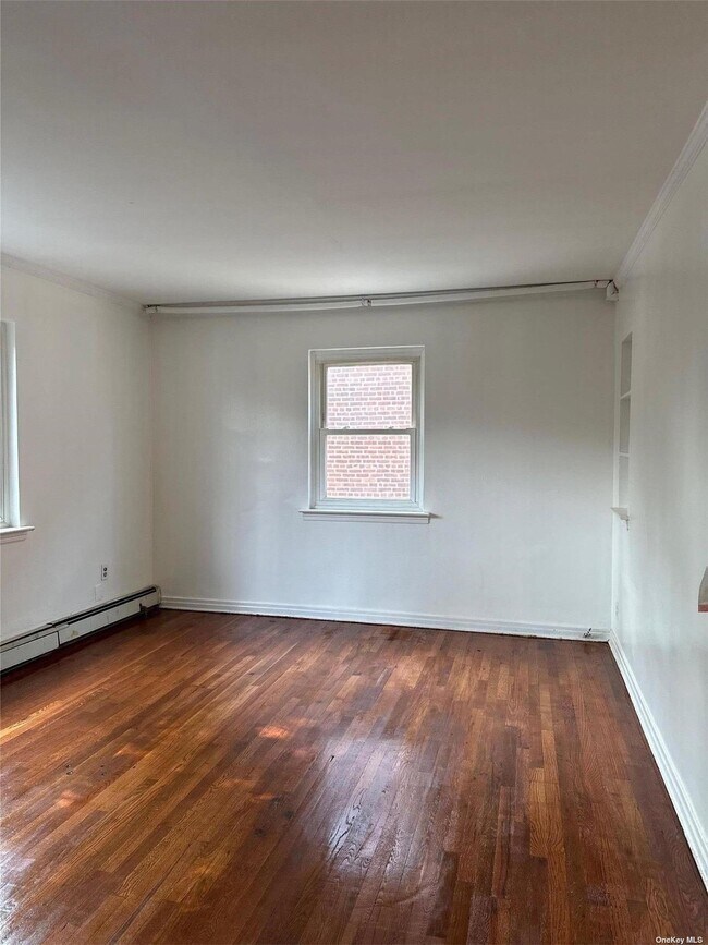 Building Photo - 76-29 170th St