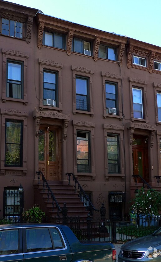 Foto principal - 520 Madison St