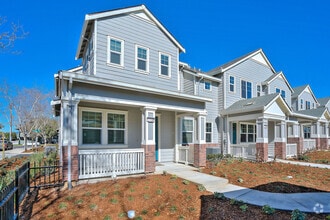 Building Photo - 1720 Catalina Ct
