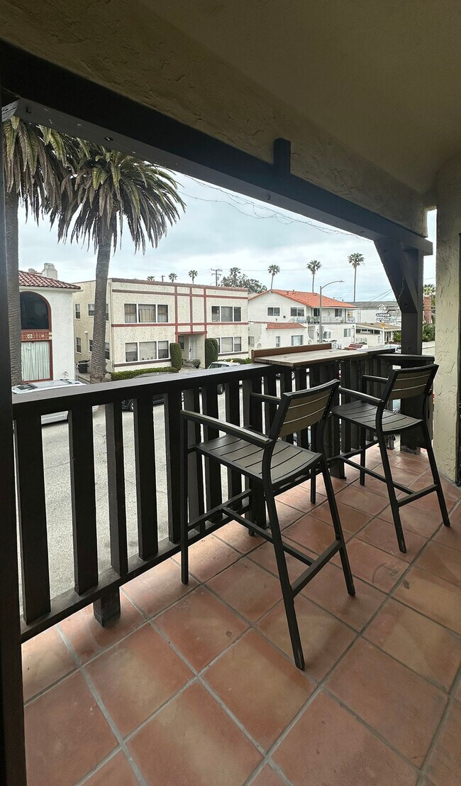 Building Photo - 43 Granada Ave