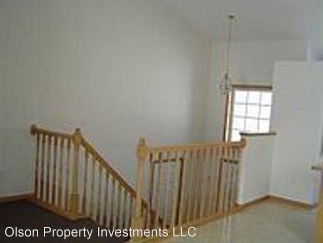 Building Photo - 2 br, 2 bath House - 384 Meadow Lane