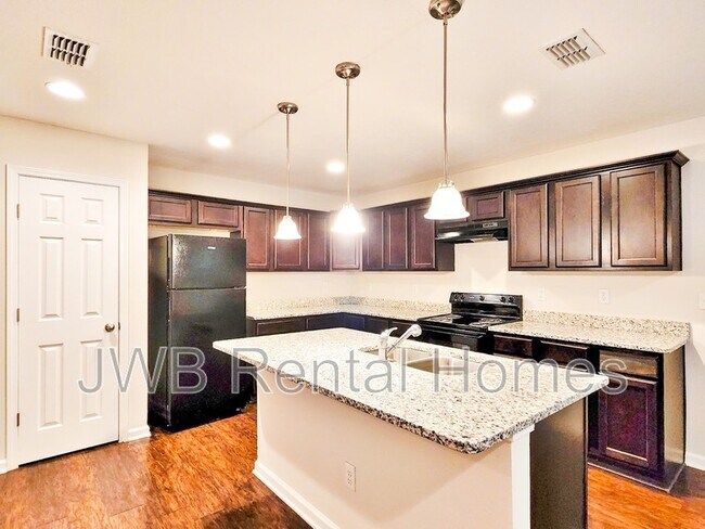 Foto del edificio - 2048 Sheridan St
