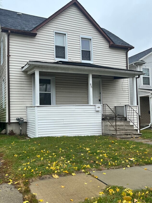 95 Wall St, Pontiac, MI 48342 House Rental in Pontiac, MI