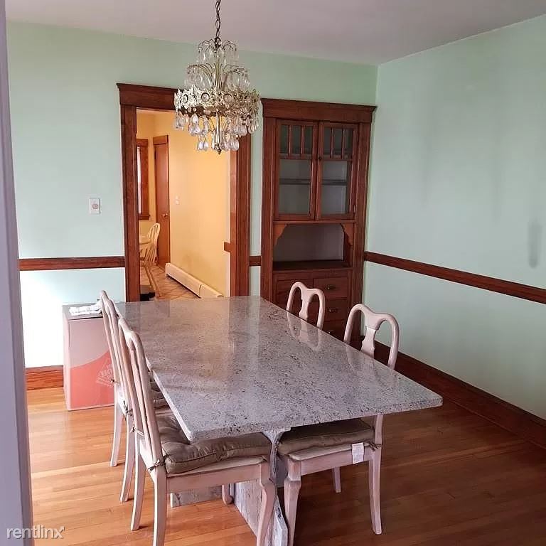 Primary Photo - 2 br, 1 bath Apartment - 27 Linden Ave