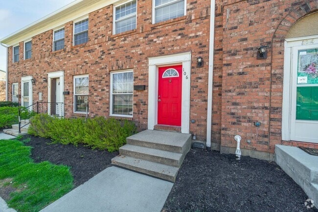 Building Photo - 106 Tarryton Ct E