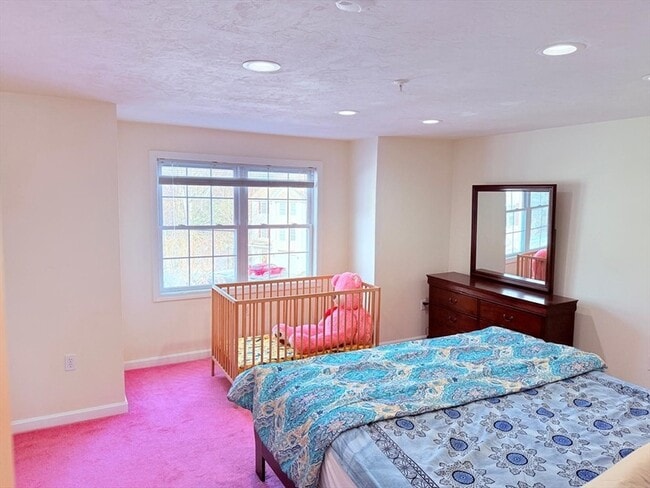 Photo - 140 Stedman St Apartment