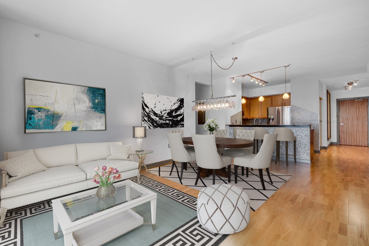 Foto principal - 1235 S Prairie Ave