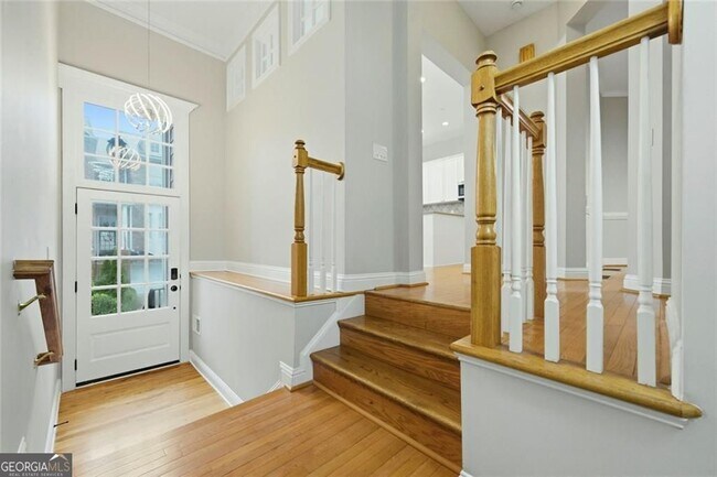 Foto del edificio - 319 Creekbank Way SE
