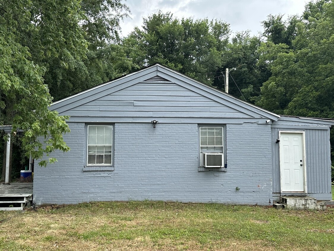 Building Photo - 441 Rd 1205