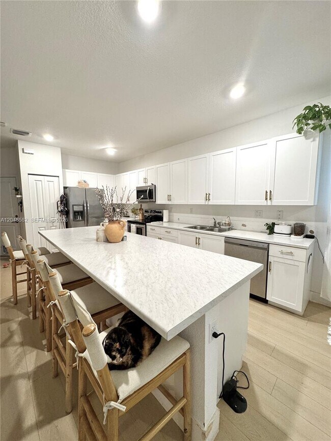 Foto del edificio - 24896 SW 107 AVE