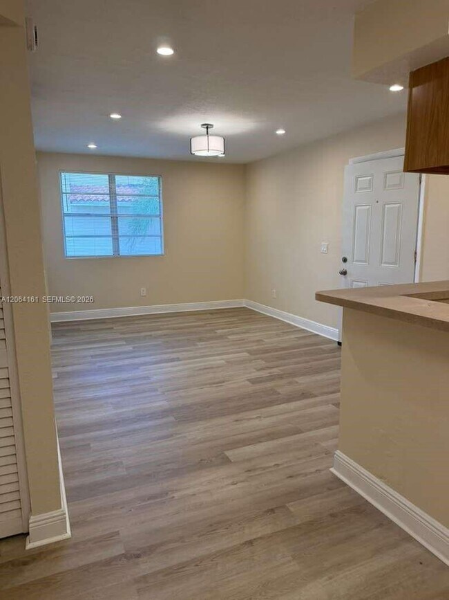 Foto del edificio - 1247 SW 46th Ave