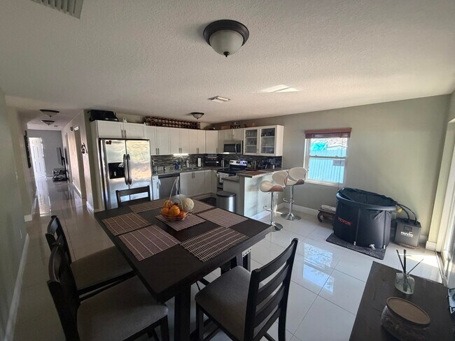 Foto del edificio - 5928 Papaya Rd