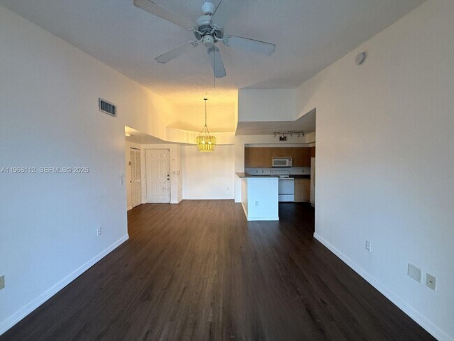 Building Photo - 2360 E Preserve Way
