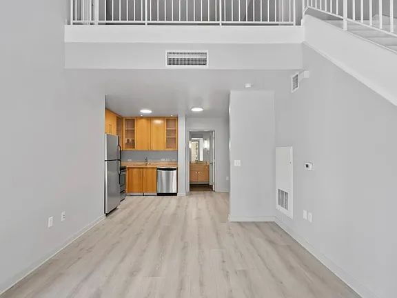 Foto del edificio - Spacious  contemporary, ultimate urban chic Loft  in the heart of downtown San Jose