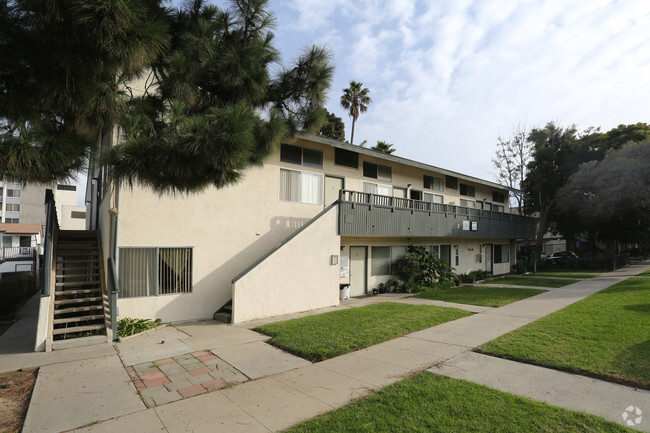 Building Photo - Avila Apartments