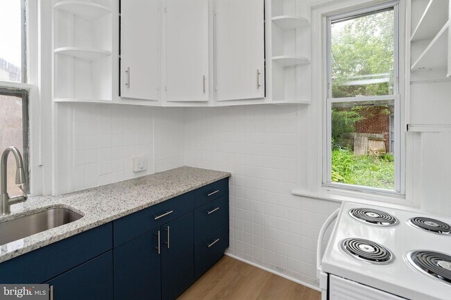 Foto del edificio - 243 Chestnut St