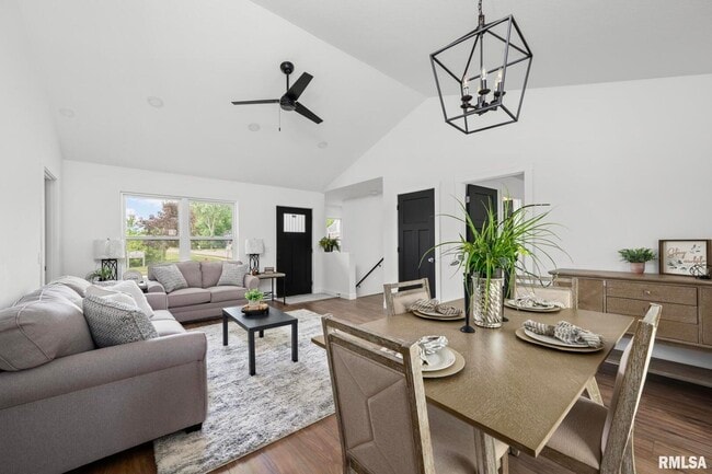 Building Photo - 813 WILLIAMS Way