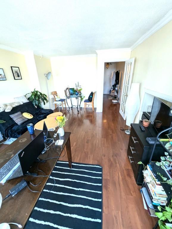 Building Photo - 1 bedroom in CHICAGO IL 60611