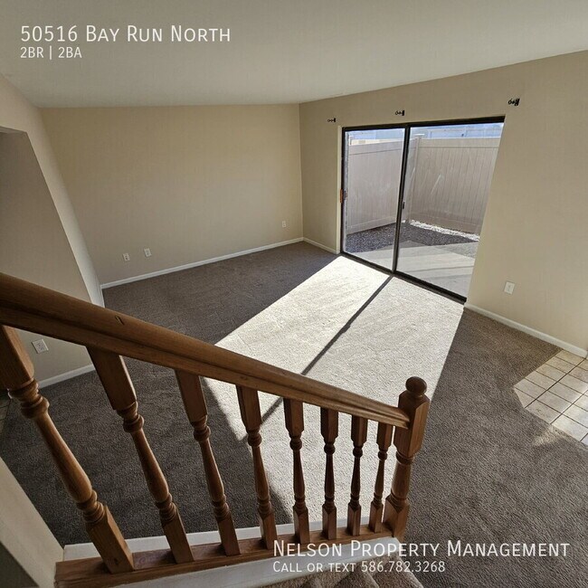 Foto del edificio - 50516 Bay Run N