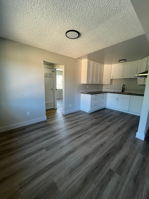 Foto del edificio - 211 E 24th St