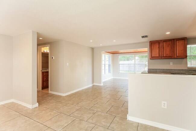Foto del edificio - 10426 Syringa Ct