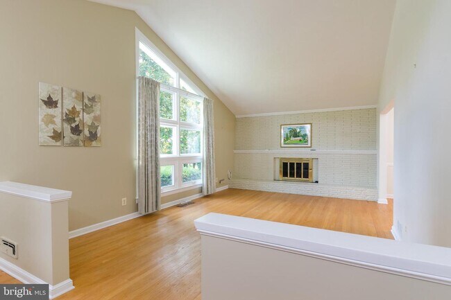 Building Photo - 7124 Park Terrace Dr